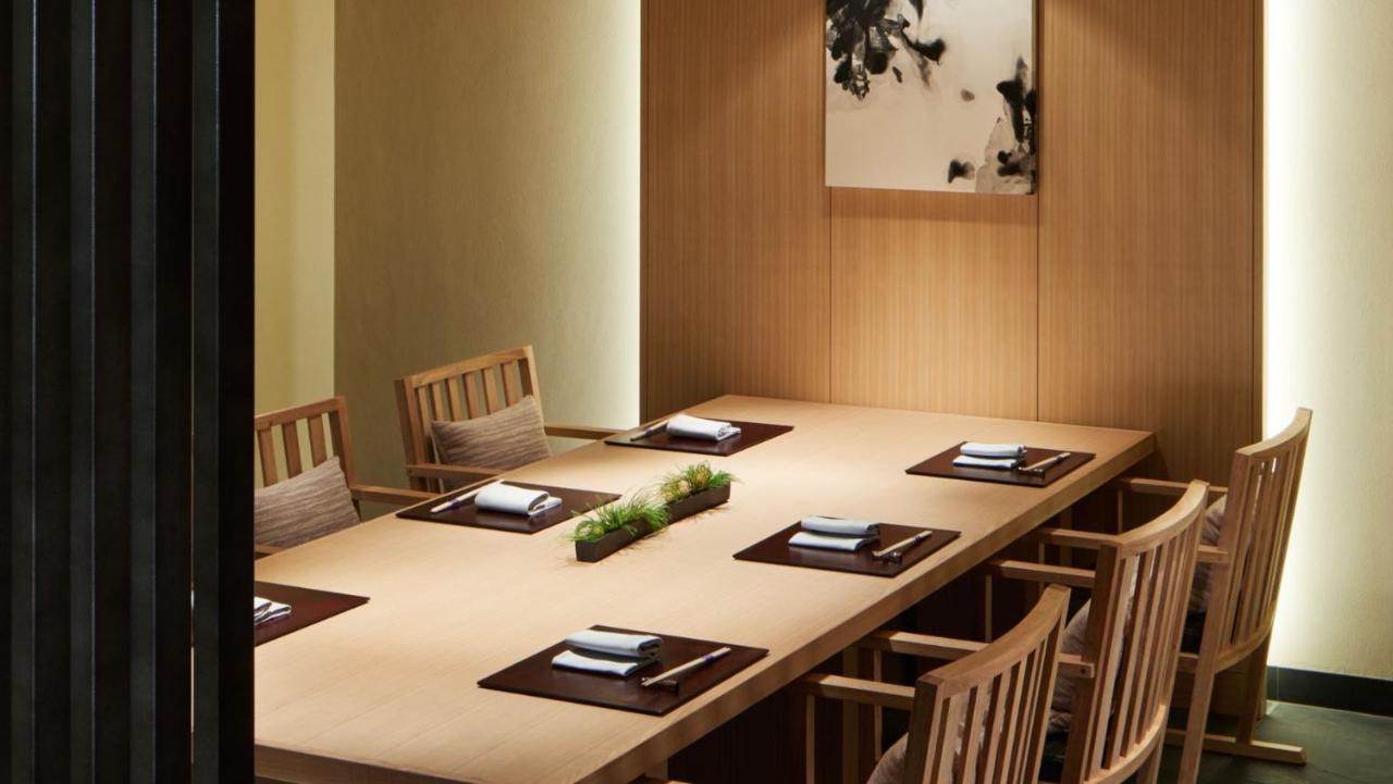 The Thousand Кіото Екстер'єр фото Interior of a restaurant